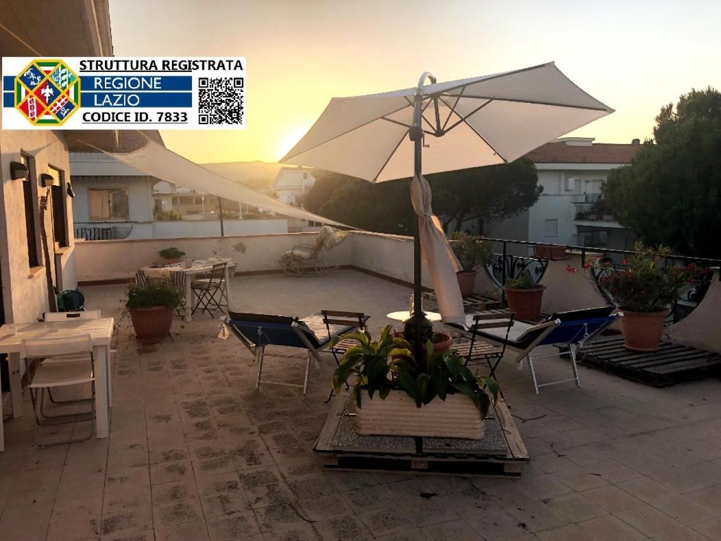 Attico Terramare - Beach & Maxi Terrace & Electricbbq Санта-Маринелла Экстерьер фото